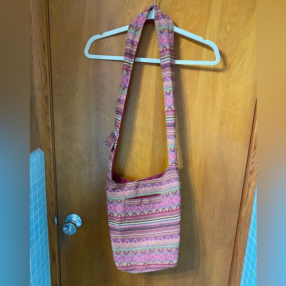 Hoboย bag
